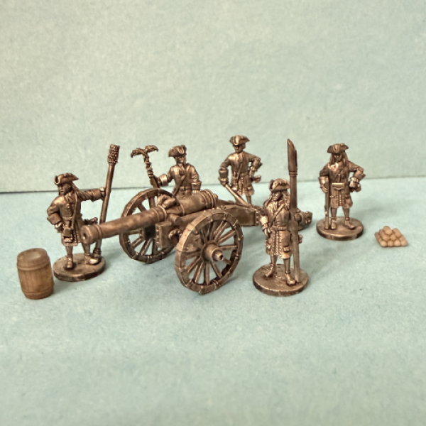 24 pounder cannon with crew